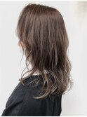 ハイライト×インナーのくすみベージュ