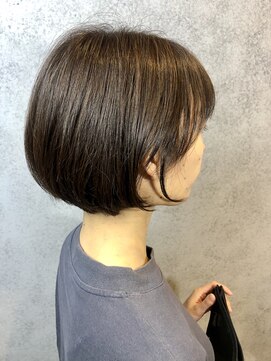 ヘアサロンM 新宿 コンパクトボブ