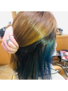 エクリュ(eKuryu) ボブヘアーインナーカラー