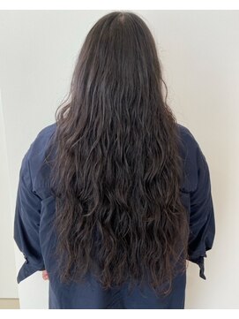 ベルタ(BELTA) ロングヘア×ウェーブパーマ