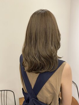 リリアーナ(LILIANA) 池袋　ハイライト　イルミナカラー　髪質改善　ベージュ♪