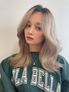 アローラ 三軒茶屋(Allora) LA風ハイトーンカラー☆ペールベージュ