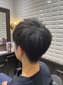 ルピナス(Lupinus) 刈り上げマッシュ