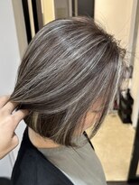 エトラ 渋谷店(etora)&nbsp;ハイライトカラー　グレージュ　ケアブリーチ