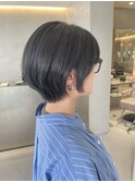 short bob×blue color
