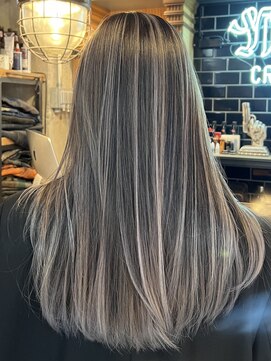 メリー(merry craftsman's factory) バレイヤージュカラー