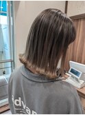 切りっぱなしボブ×バレイヤージュカラー