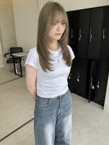 ムード タテマチ(mood tatemachi)&nbsp;オリーブベージュ×レイヤーカット♪