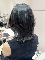 アフロート トウキョウ(AFLOAT TOKYO)&nbsp;黒髪小顔可愛ふんわり外ハネミディアムレイヤーウルフボブ