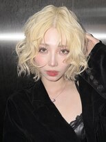 ベル 表参道Terrace(Belle)&nbsp;抜きっぱなしブリーチハイトーンカラーハッシュボブウェーブヘア