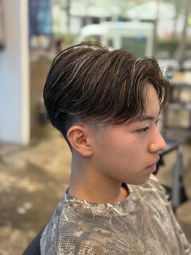 アンサー 千葉中央(UNSER prod by THE DAY) MEN’S HAIR/波巻ツイストスパイラル/フェザーパーマ/千葉