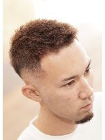 ローカルボンドカットクラブ(LOCAL BOND CUT CLUB)&nbsp;ツイストパーマ×スキンフェード