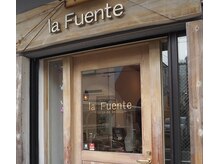 ラ フェンテ(la Fuente)の雰囲気（南欧の雰囲気漂う店内でお待ちしております☆）