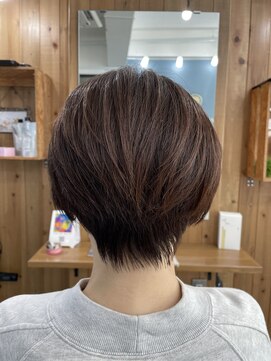 キングダム(KING DUMB) 小顔補正立体カットショート