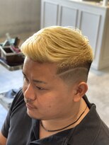 ハングアウト(Hangout)&nbsp;バーバースタイル/フェードカット/フェザーアップ/ブリーチ