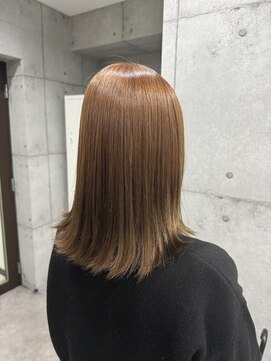 ネウィ 池袋(newi) ミルクティベージュ