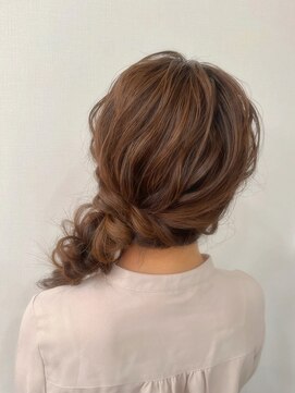 ヘアセットサロン アッシュ 神戸三宮(Ash) もこもこサイドあみおろし