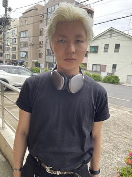ツネ ヘアアンドヘッドスパ(TsuNE hair&head spa) ハイトーンメンズショート