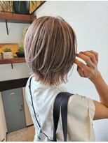 サーティーン(THIRTEEN)&nbsp;柔らかい雰囲気に( ´∀`)♪レイヤーカット×ハイライト《30代》