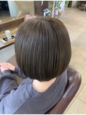 オリーブアッシュボブ