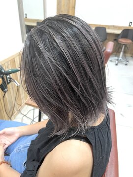 ノーム 横浜(NORM) グレージュバレイヤージュ