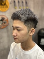 バーバー ネオ ザ クラス(BARBER NEO The Class) スウィングアップスタイル