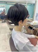 黒髪でも可愛いミニマムショート
