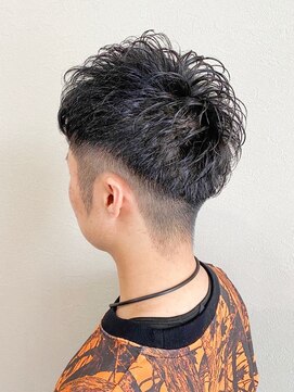 アース 大井町店(HAIR & MAKE EARTH) メンズ刈り上げフェード×ビジネス短髪