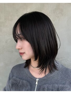 エトワールプラス 韓国風レイヤーボブ 黒髪