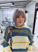 ホワイトシルバー/レイヤーボブ