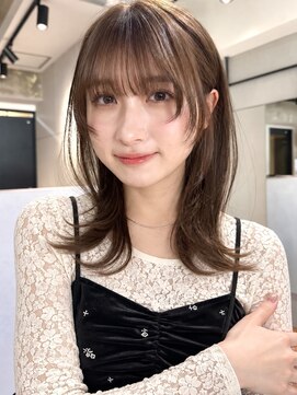 シンス 銀座(since) ミディアムレイヤー/顔周りレイヤー/小顔ヘア/似合わせカット