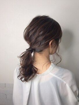 スヴァーゴ ヘアー svago hair ポニーアレンジ