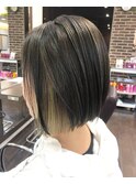 【hair&make bis】ダークハイライトの切りっぱなしボブ