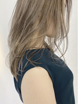 リアン(Lien) ブリーチ×ベージュ/MARINA