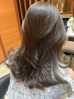 ノイズ オオサカ(NOISM)&nbsp;可愛いくびれミディアム　レイヤーカット