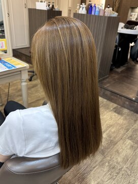 アルターリール(aL ter Rire) デザインカラー/レイヤーカット/ウェットヘア/鎌取/杉田花乃