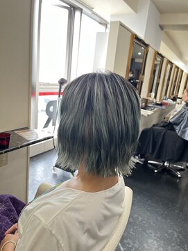 アイズ 渋沢(AIZU) ブリーチ卒業カラー　毛先のみカラー