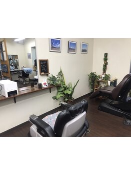 理容室・美容室どちらでも修行したオーナーの、高い技術と丁寧な施術で地域に愛されるサロン☆