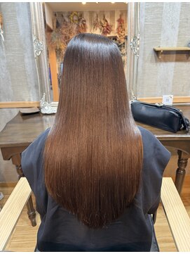 シオン(sHioN) 美髪ストレート