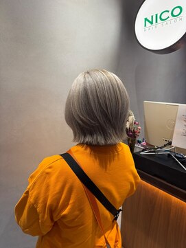 ニコ(NICO) シルバーグレージュ1022