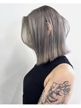 リノ(RLINO) silver hair  /  海外風