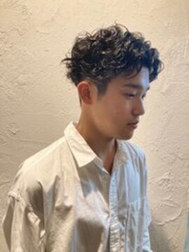 ソレイユ シンサカエ(SOLEIL SHINSAKAE) 支持率高◎センターパート×スパイラルパーマ☆