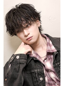 ピア ヤクイン(Pia Yakuin) シャドウパーマ×マッシュウルフ