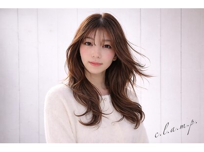 クランプ(c.l.a.m.p.)の写真