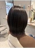 切りっぱなしボブ×アッシュカラー