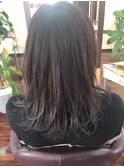 セミロング×アッシュベージュ