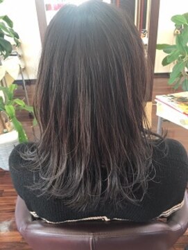 ヘアー イズム アンズー(HAIR ISM ANZU) セミロング×アッシュベージュ