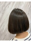 学生×ショートボブ
