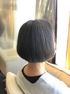 サエラクワトロ すっきりボブスタイル