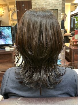 キャラ 池袋本店(CHARA) シルエットがキレイなくびれウルフカット!【ウルフカット/大村】